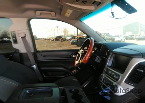 2015 GMC Yukon Xl 1500 Sle z USA, uszkodzony, nr VIN 1GKS2GECXFR281957